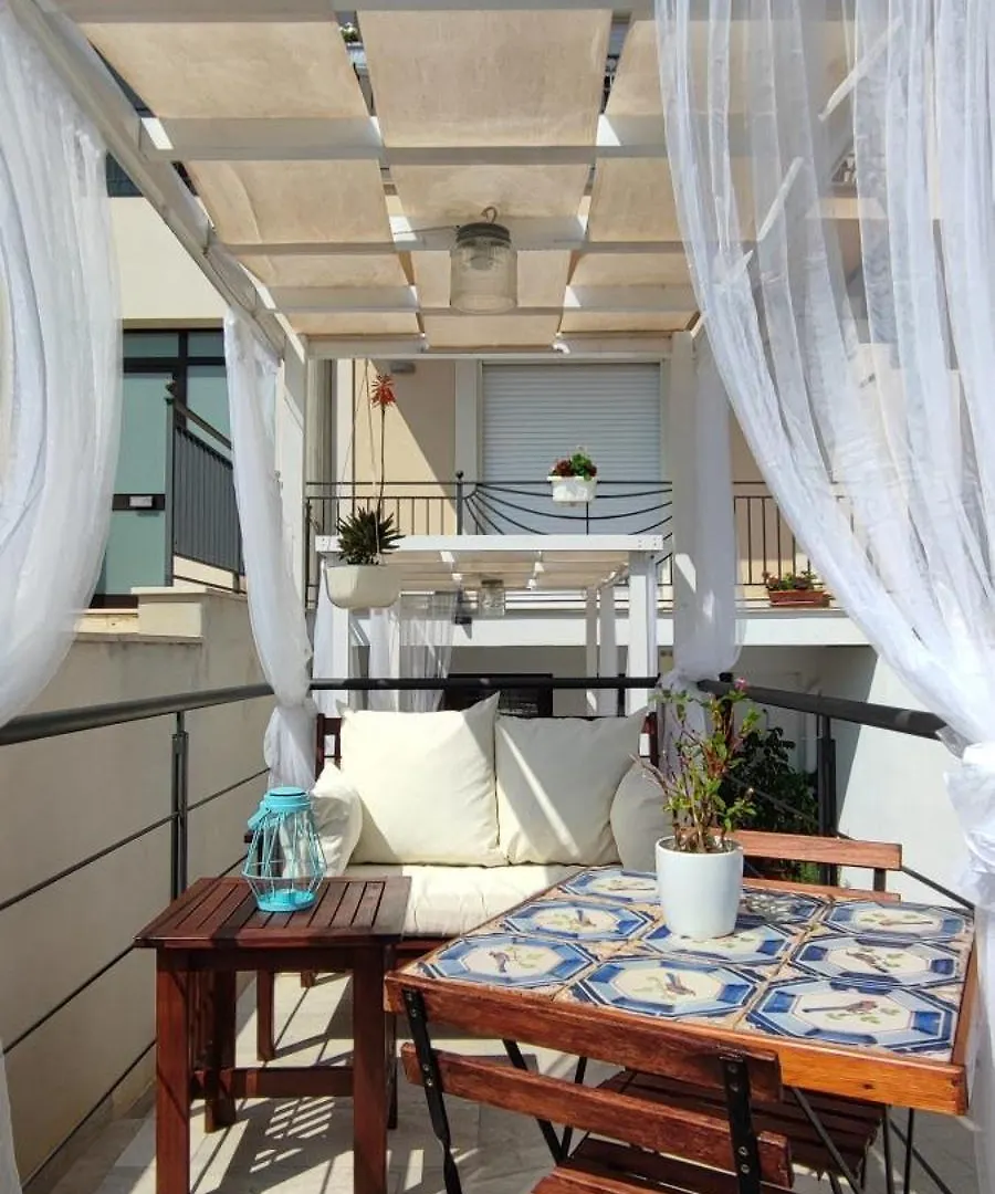 Mood'S Home Avola